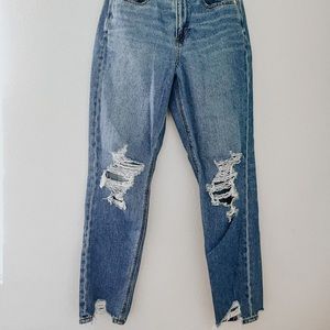 American Eagle mom jeans